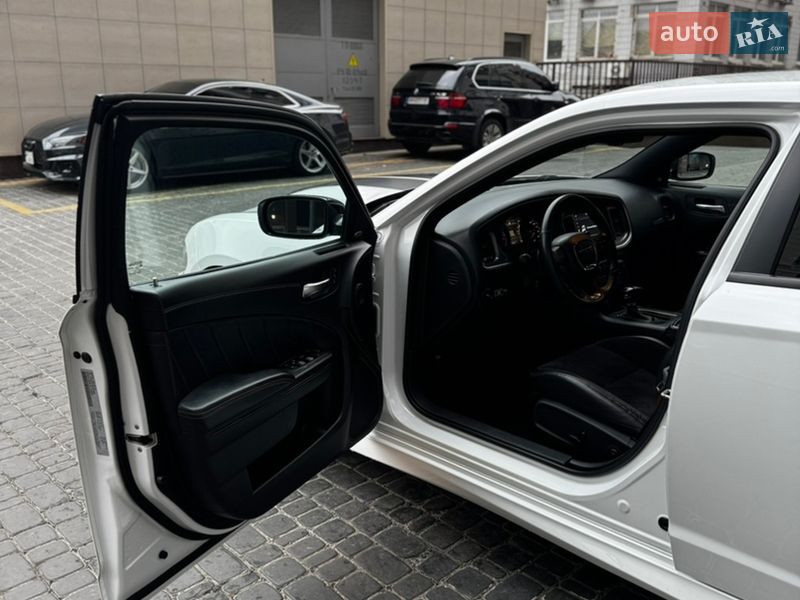 Седан Dodge Charger 2020 в Києві