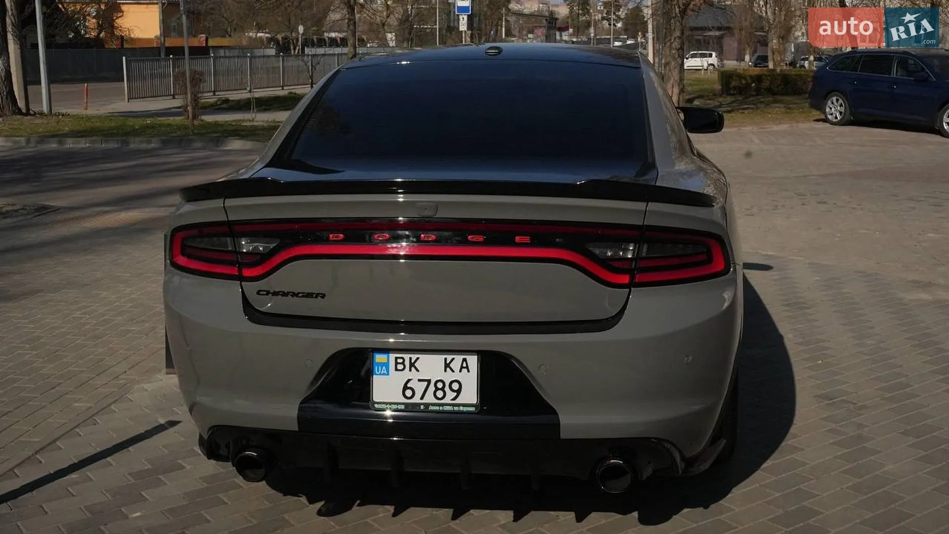 2017 Dodge Charger - мініатюра 3