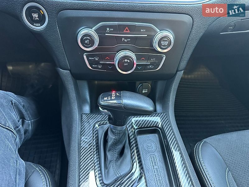 Седан Dodge Charger 2015 в Киеве фото 36 Седан Dodge Charger 2015 в Киеве