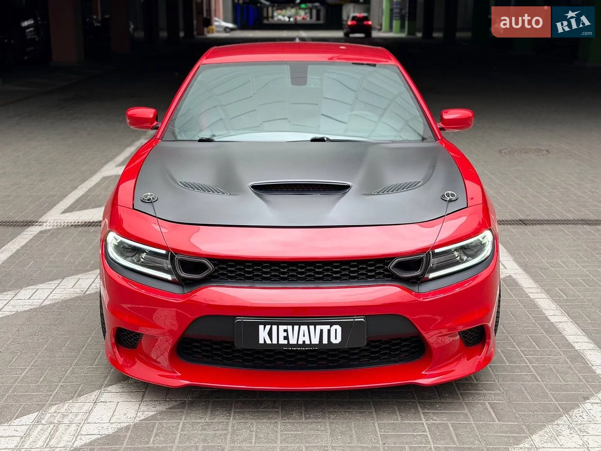 2017 Dodge Charger - мініатюра 2
