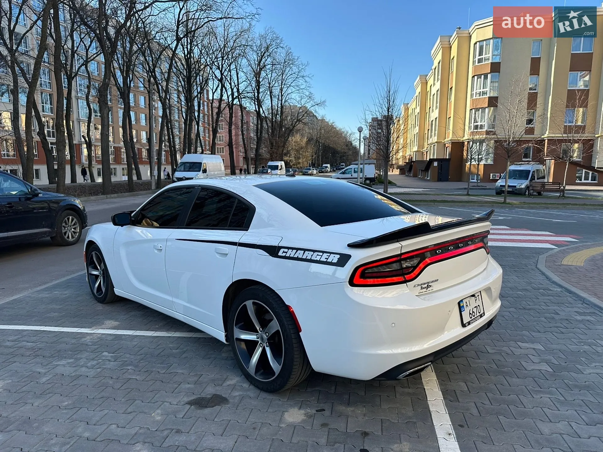 2015 Dodge Charger - мініатюра 4