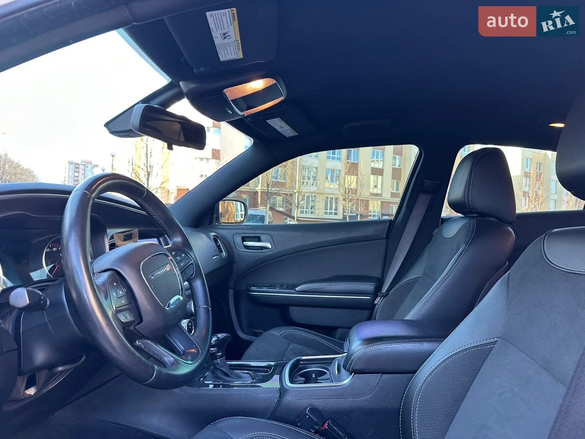 2015 Dodge Charger - мініатюра 17