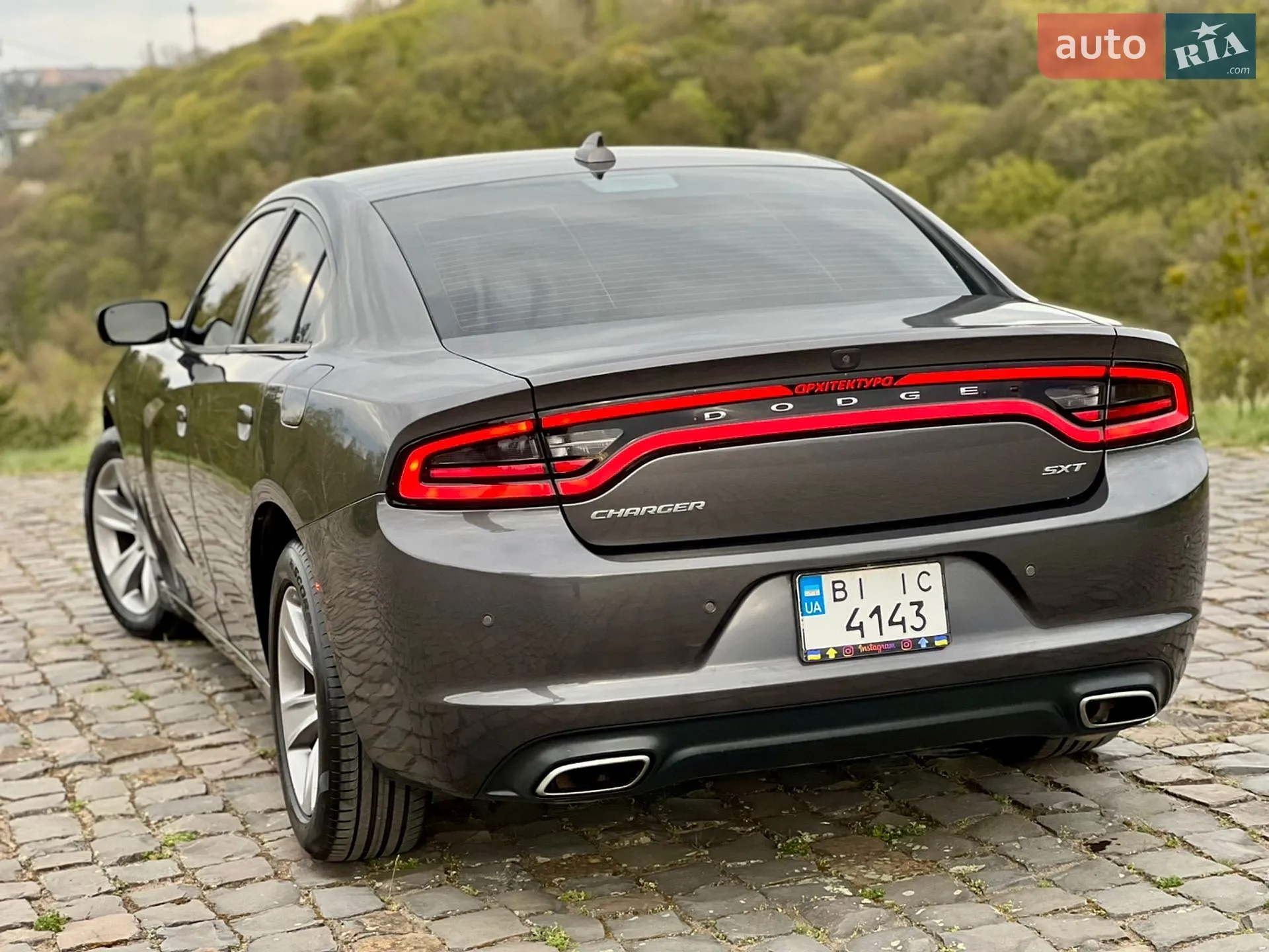 2017 Dodge Charger - мініатюра 18