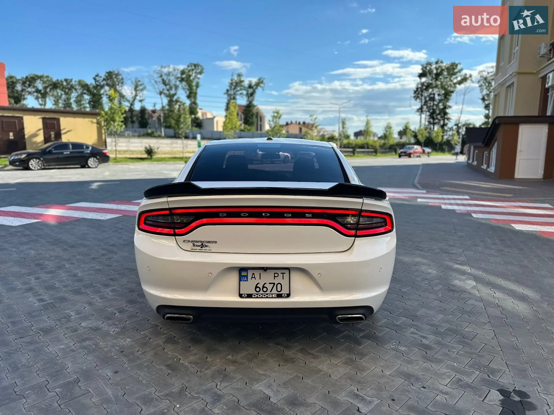 2015 Dodge Charger - мініатюра 8
