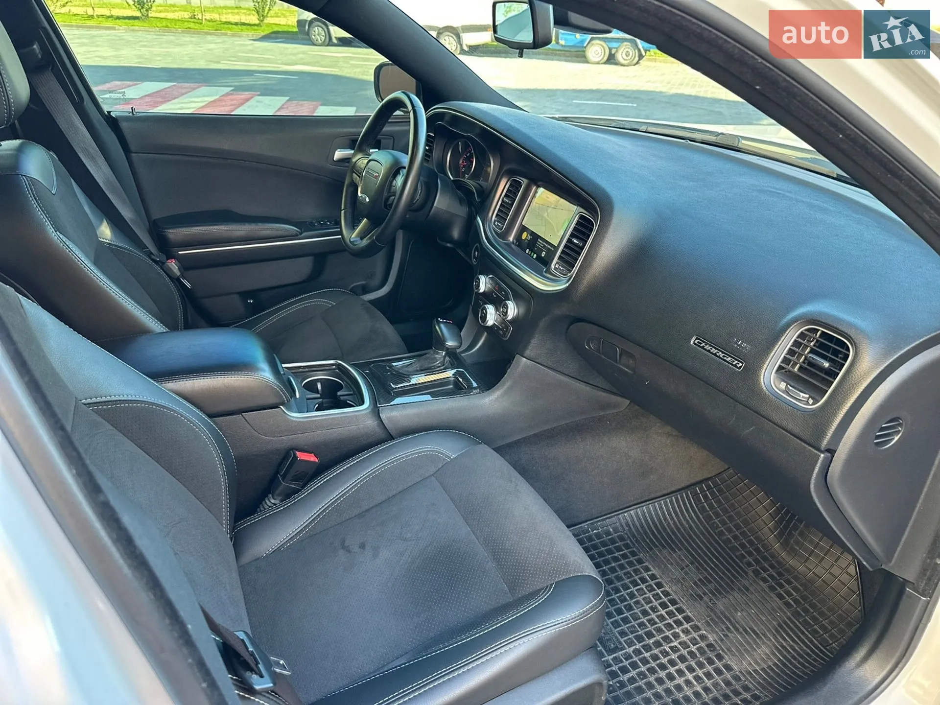 2015 Dodge Charger - мініатюра 28
