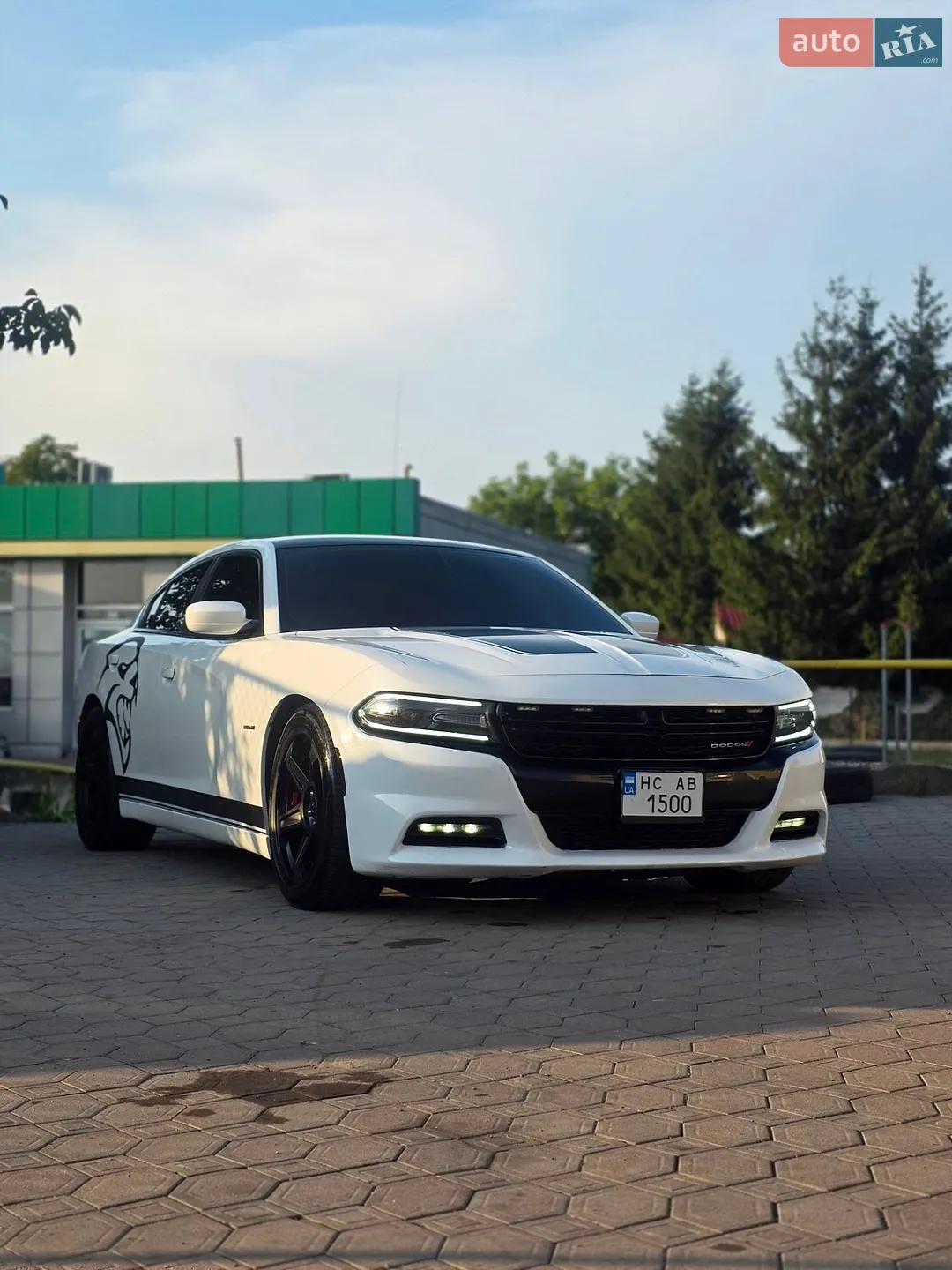 2016 Dodge Charger - мініатюра 26