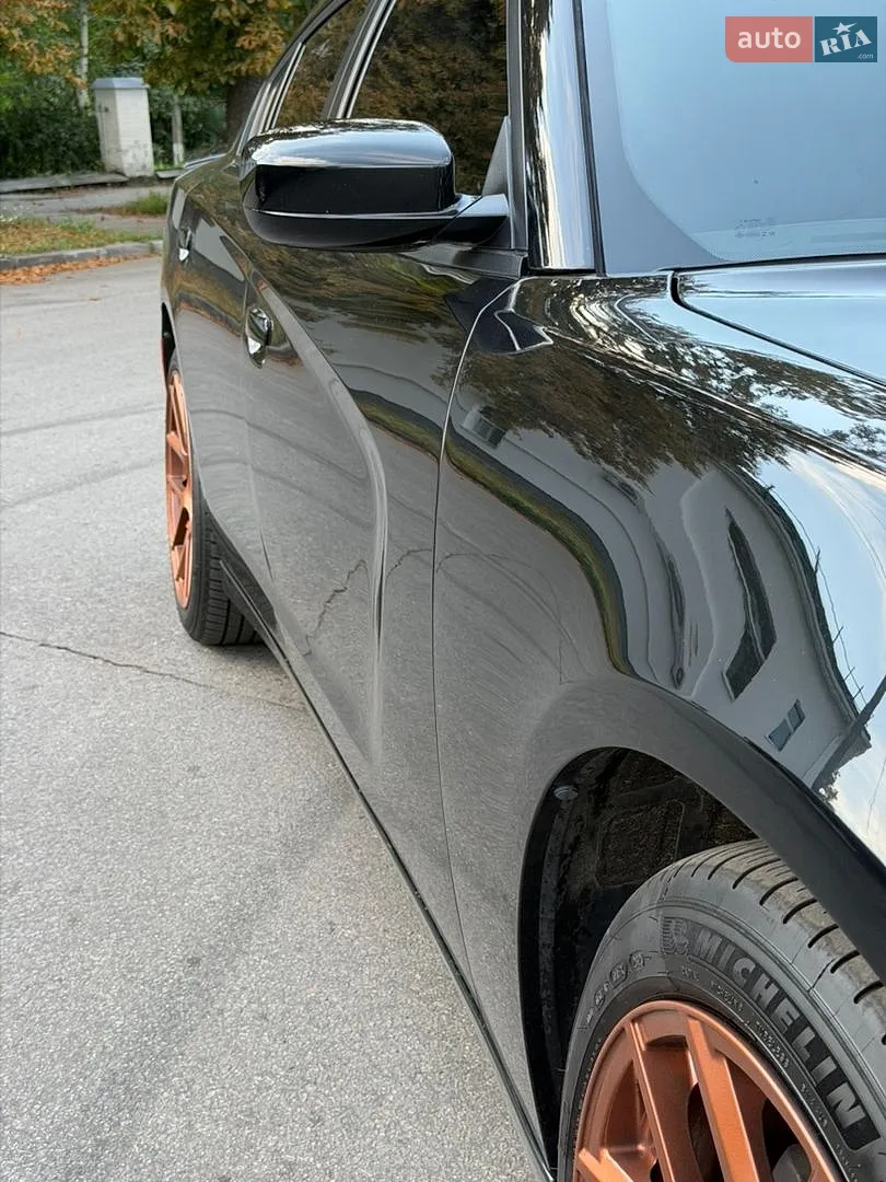 2020 Dodge Charger - мініатюра 16