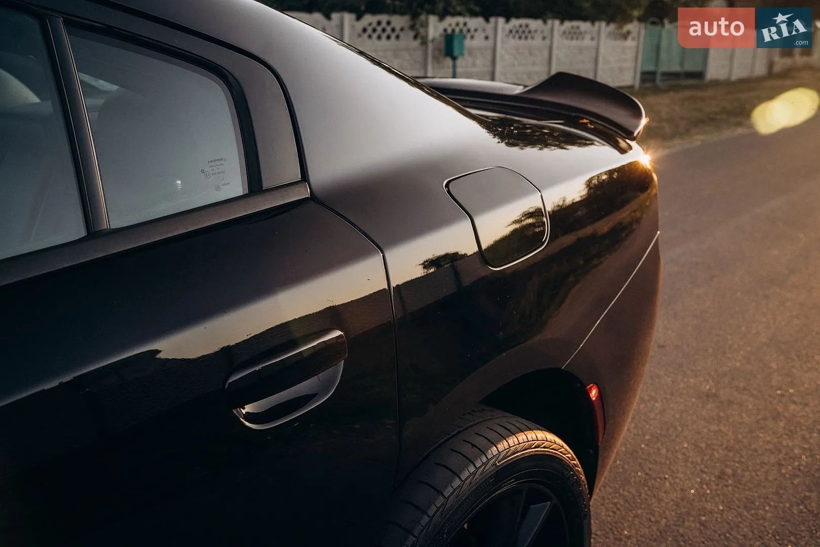 2015 Dodge Charger - мініатюра 19