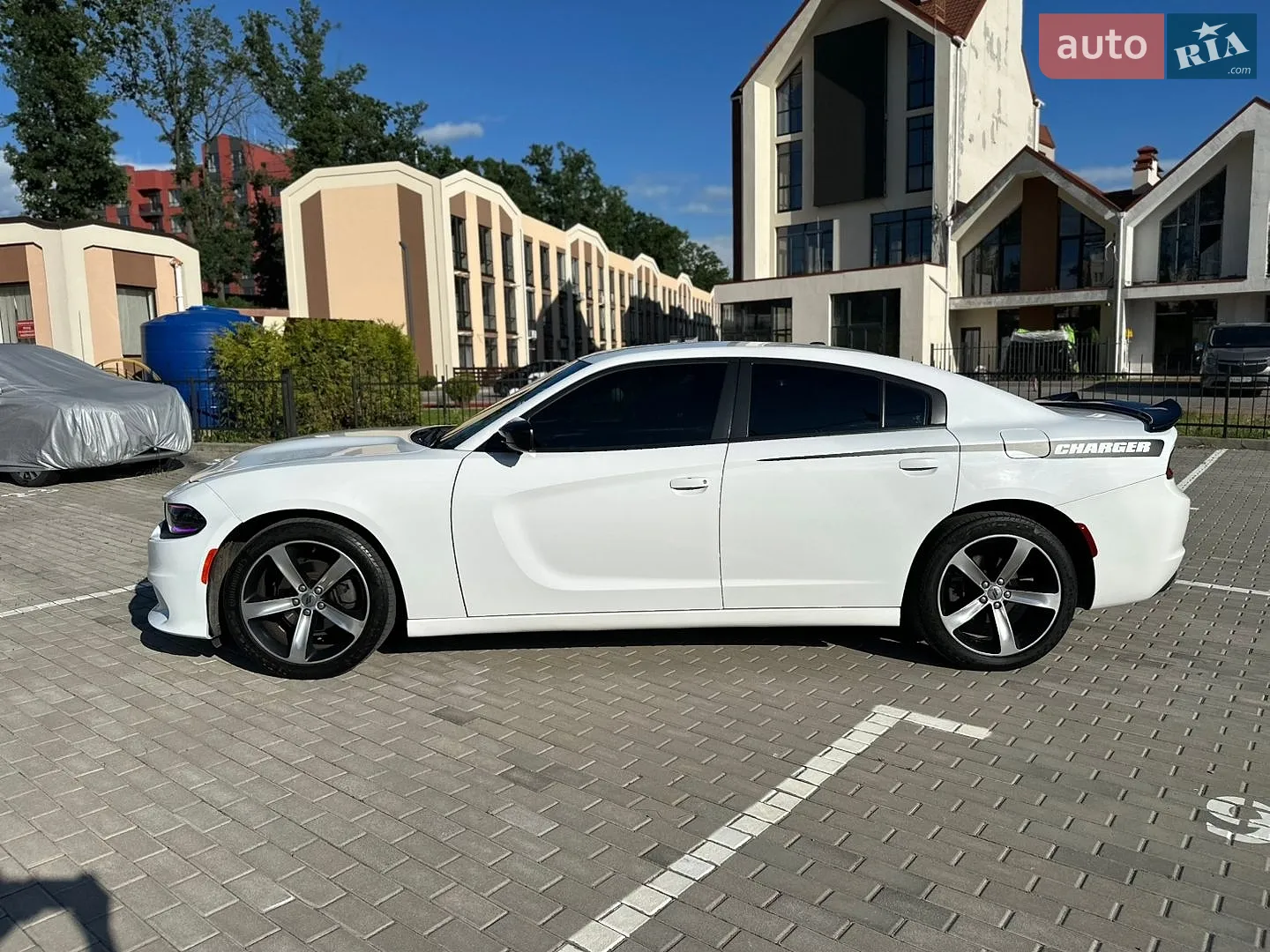 2015 Dodge Charger - мініатюра 6