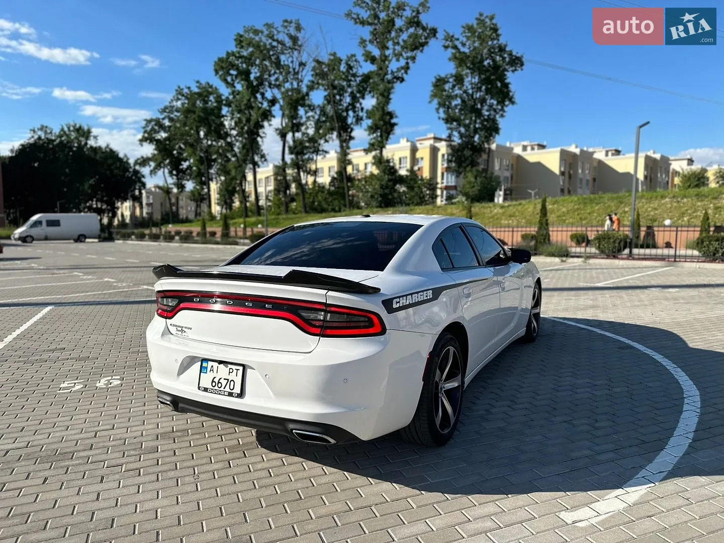 2015 Dodge Charger - мініатюра 11