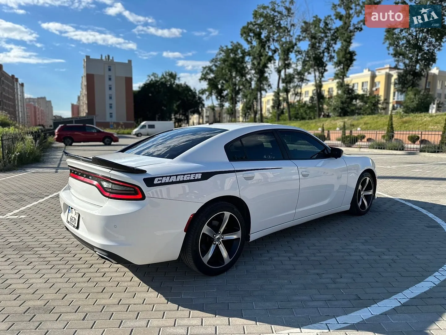 2015 Dodge Charger - мініатюра 12