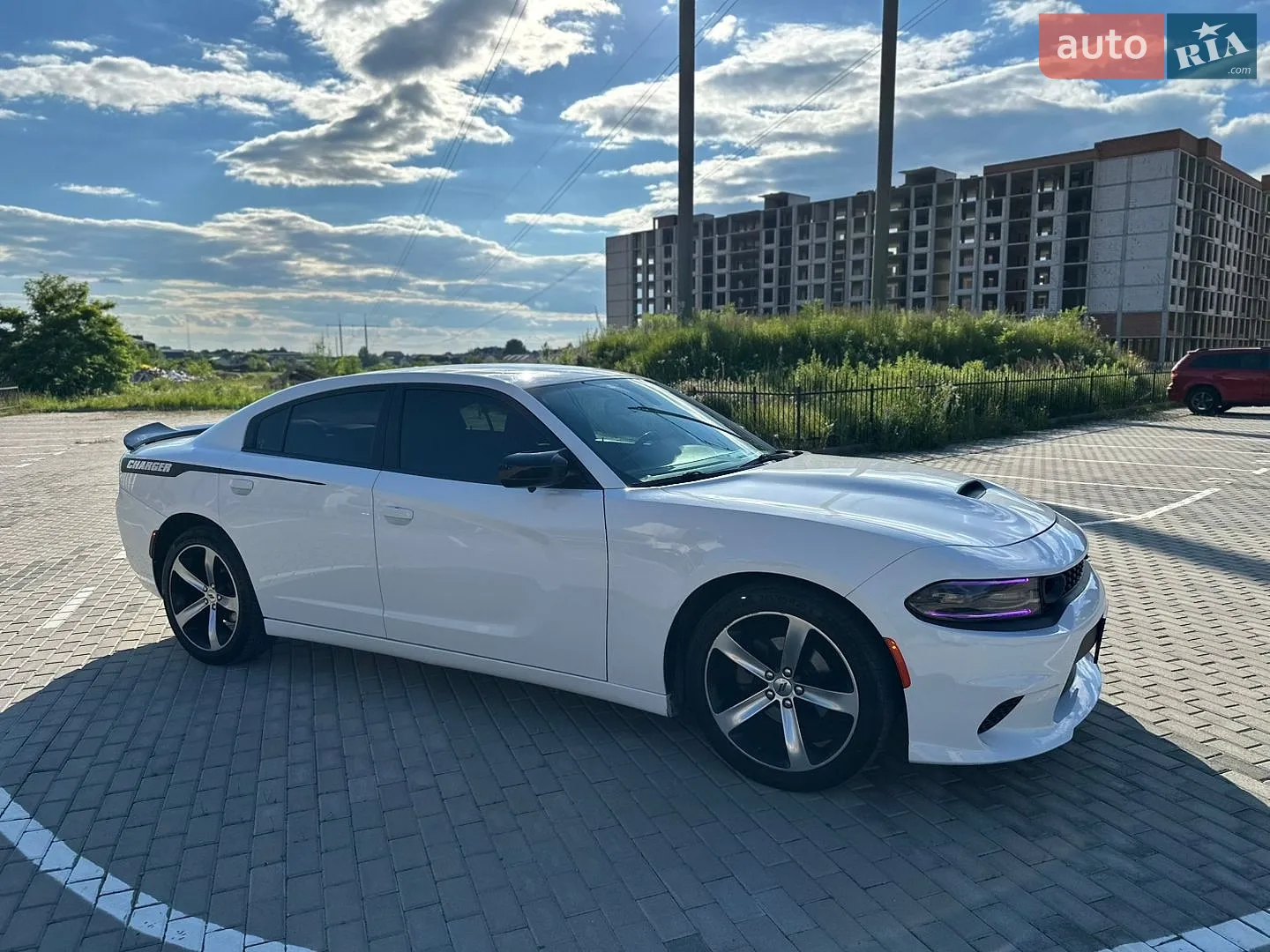 2015 Dodge Charger - мініатюра 14