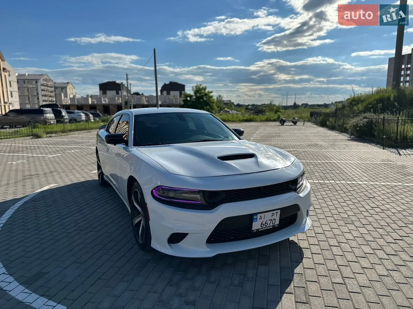2015 Dodge Charger - мініатюра 16