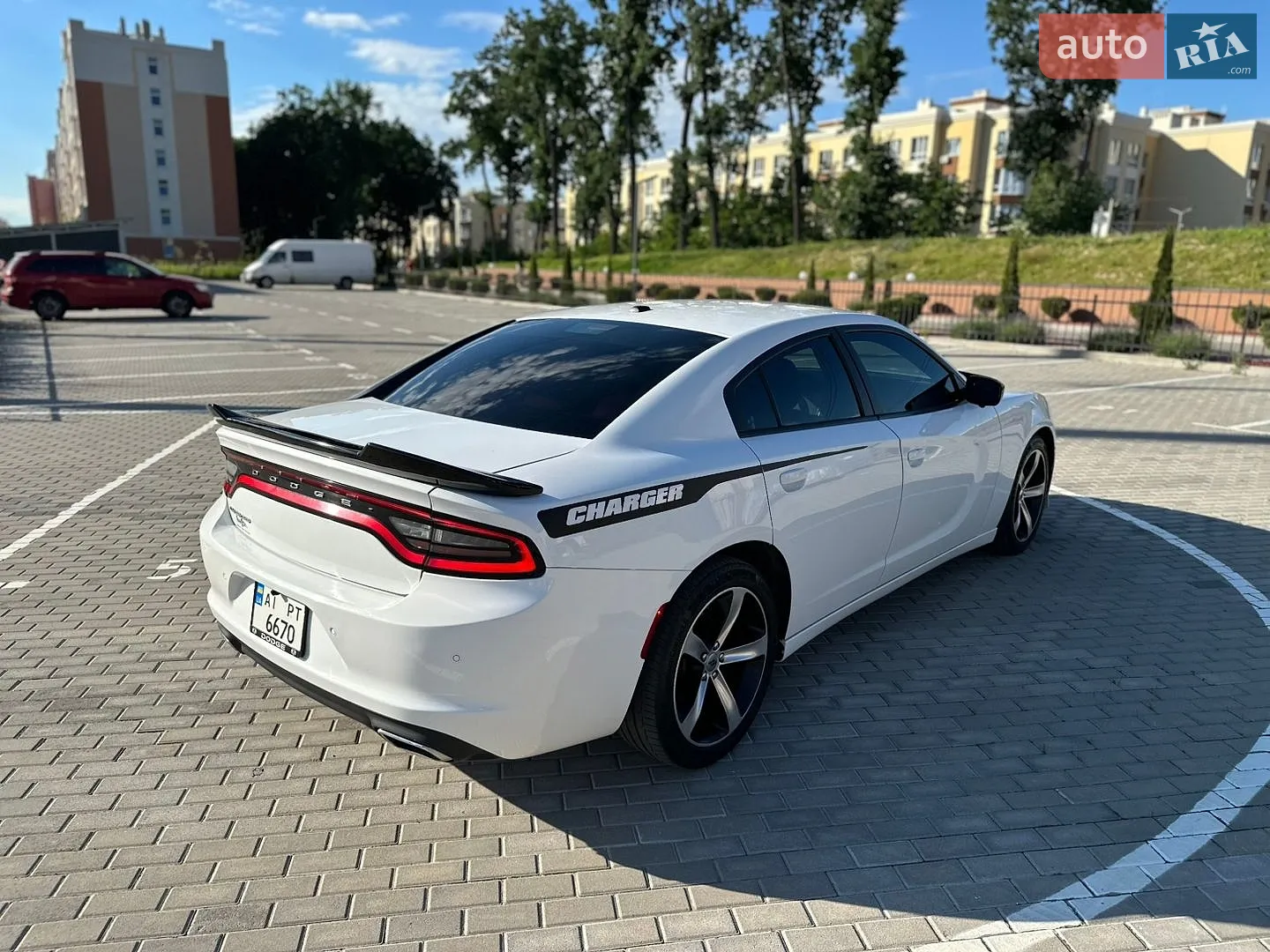 2015 Dodge Charger - мініатюра 21