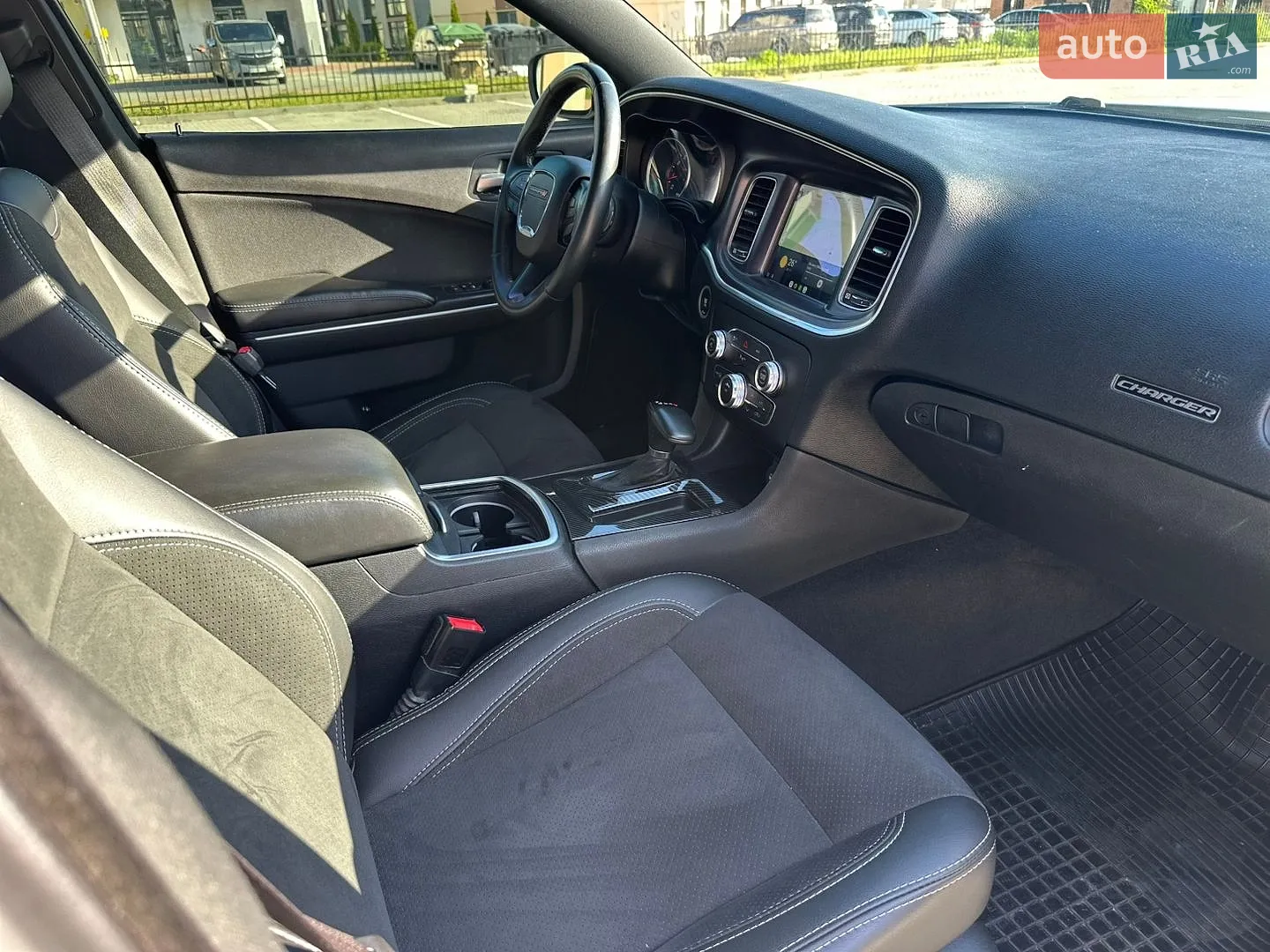 2015 Dodge Charger - мініатюра 32
