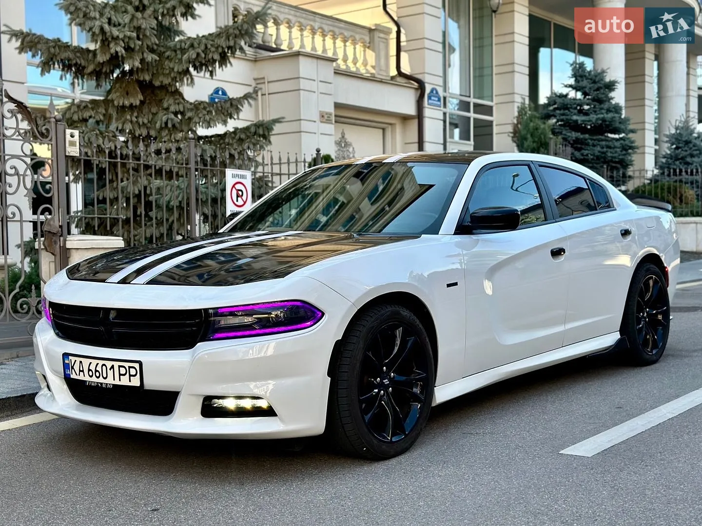 2018 Dodge Charger - мініатюра 4