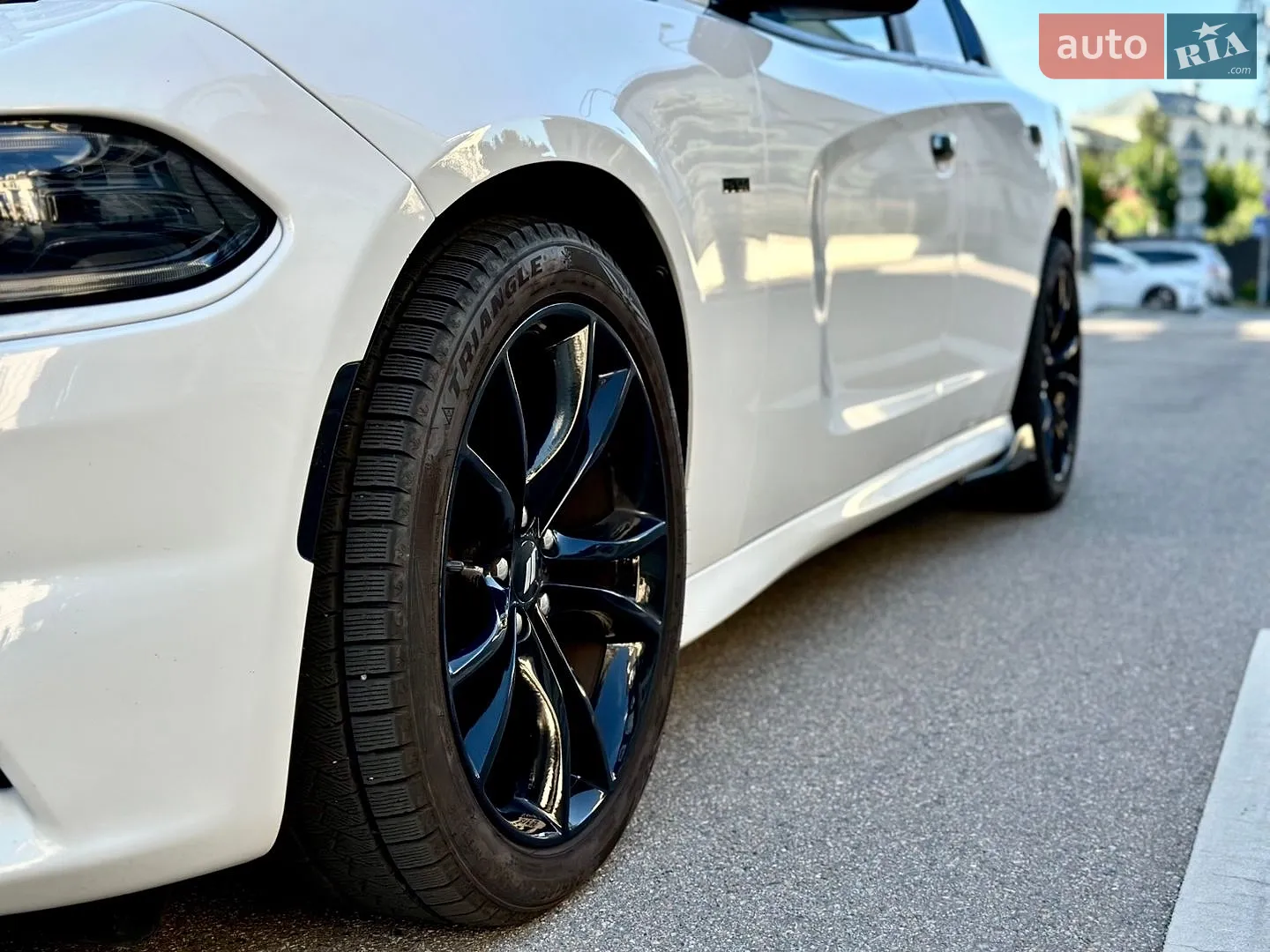 2018 Dodge Charger - мініатюра 25