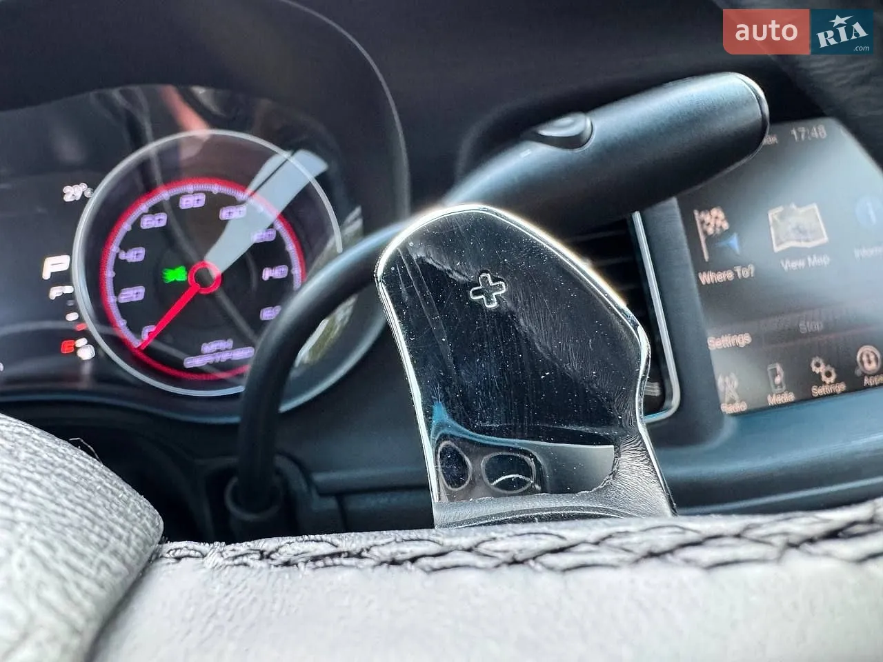 2017 Dodge Charger - мініатюра 27