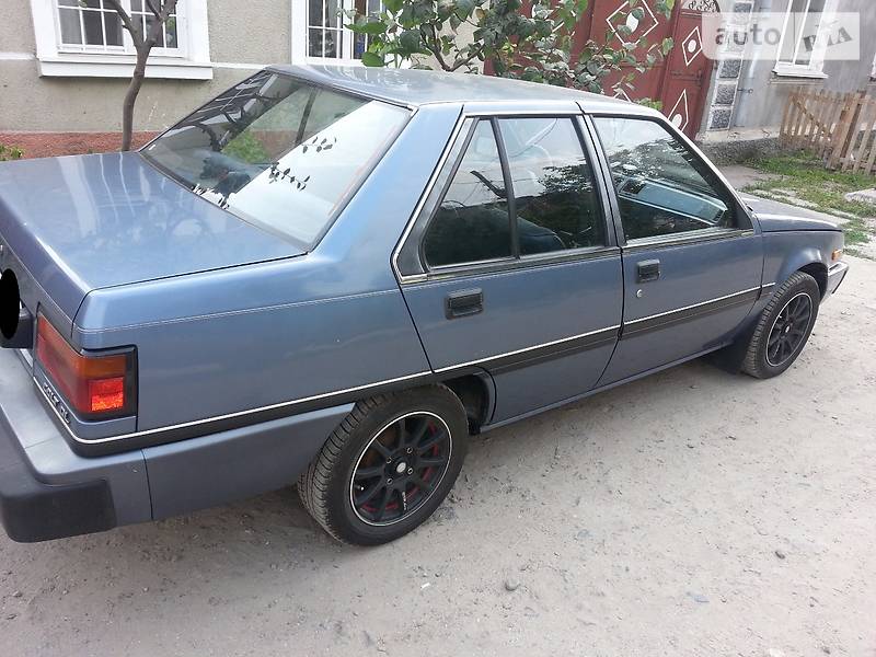 Седан Dodge Colt 1987 в Одессе