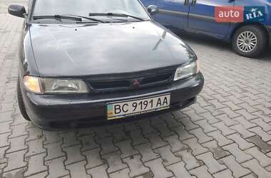 Седан Dodge Colt 1994 в Чернівцях