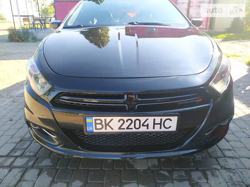 Седан Dodge Dart 2015 в Львове