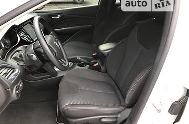 Седан Dodge Dart 2015 в 