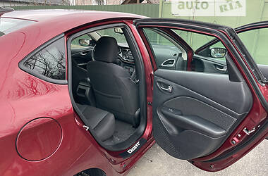 Седан Dodge Dart 2015 в 