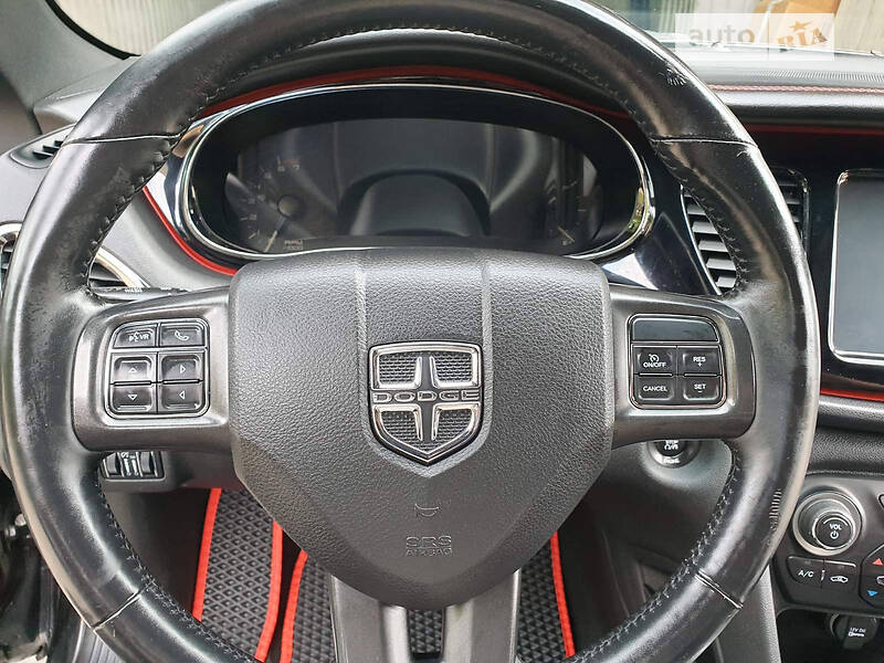 Седан Dodge Dart 2015 в Львові
