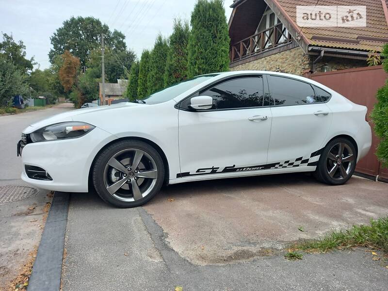 Седан Dodge Dart 2014 в Чернигове