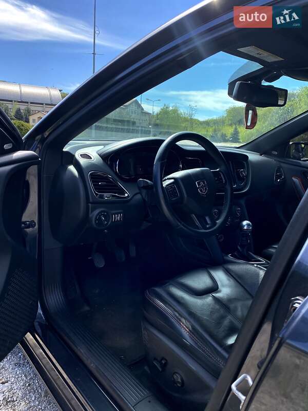 Седан Dodge Dart 2014 в Днепре