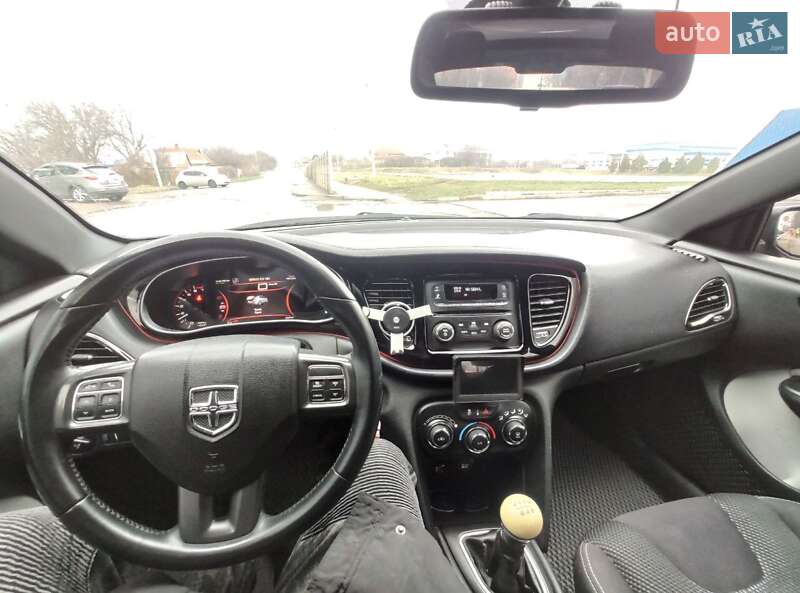 Седан Dodge Dart 2014 в Полтаві