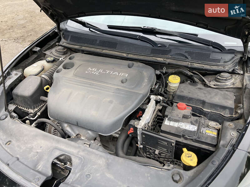 Седан Dodge Dart 2014 в Смілі