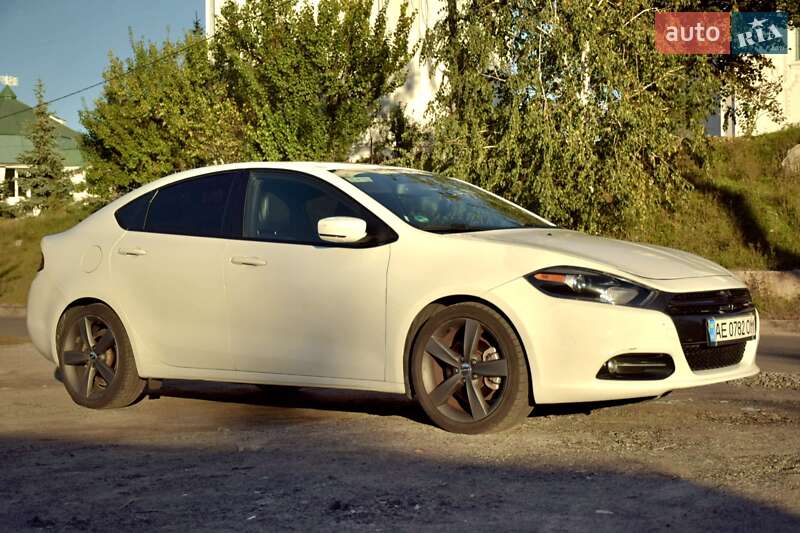 Седан Dodge Dart 2013 в Києві