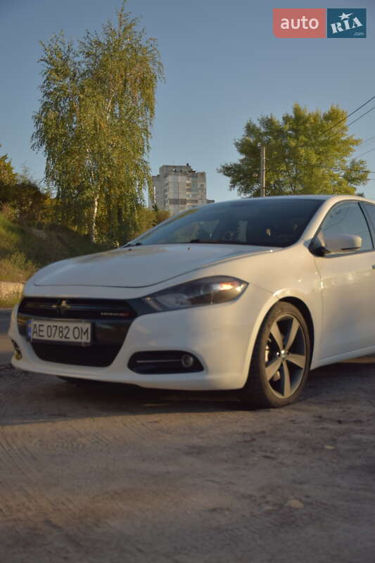 Седан Dodge Dart 2013 в Києві