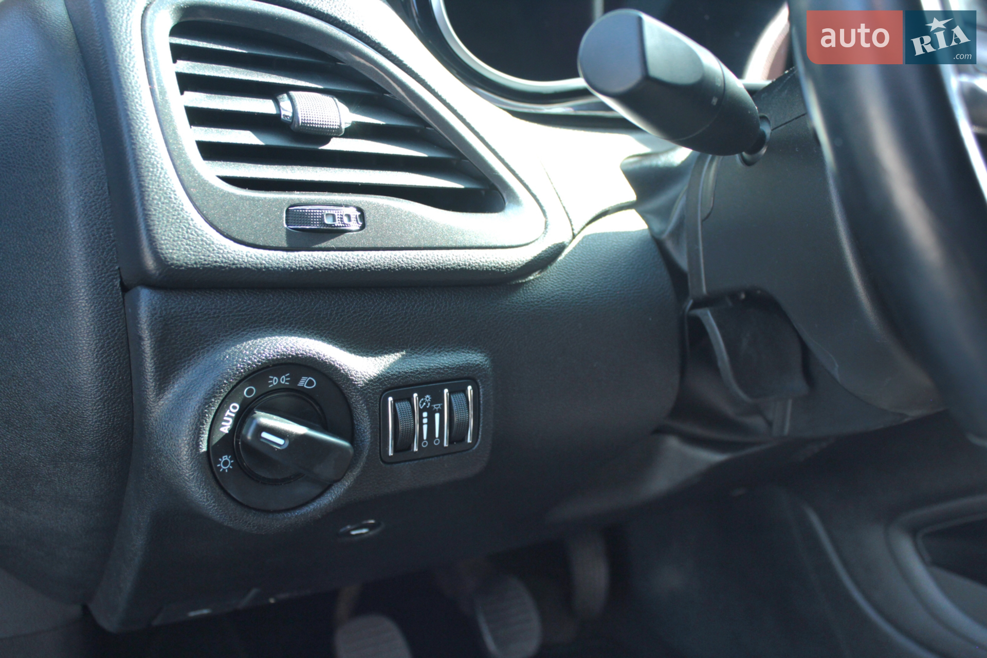 2013 Dodge Dart - мініатюра 20
