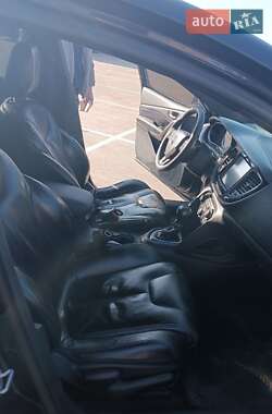 Седан Dodge Dart 2012 в 
