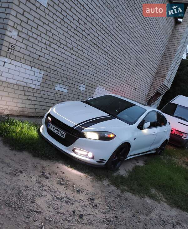 Седан Dodge Dart 2013 в Черкасах