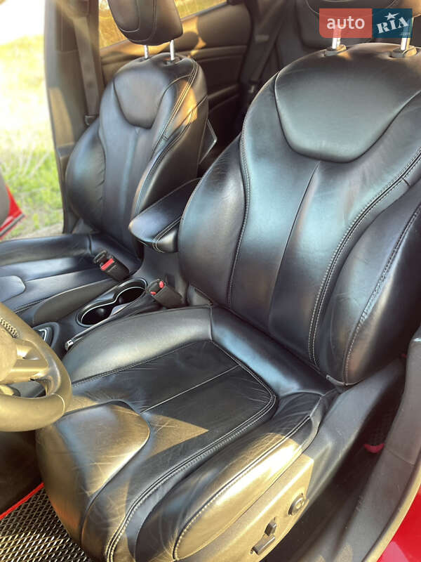 Седан Dodge Dart 2013 в Кривому Розі