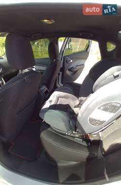 Седан Dodge Dart 2015 в 