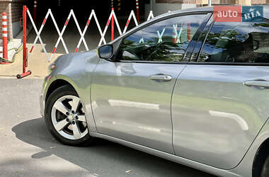 Седан Dodge Dart 2015 в 
