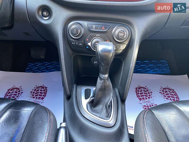 Седан Dodge Dart 2015 в Днепре