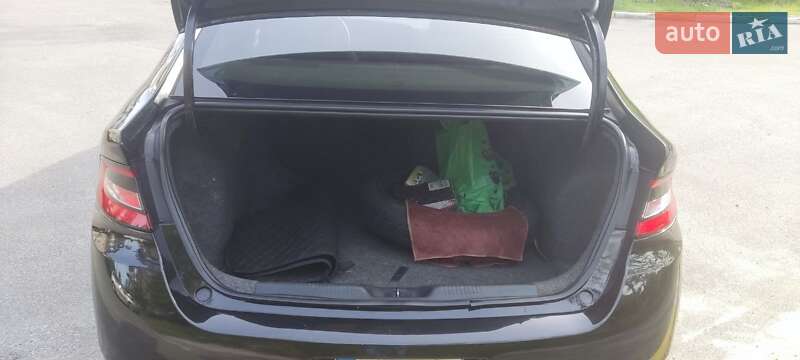 Седан Dodge Dart 2015 в Обухове