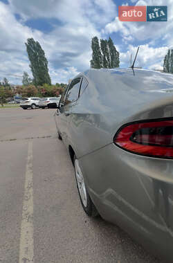 Седан Dodge Dart 2013 в 
