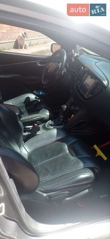 Седан Dodge Dart 2012 в Виннице