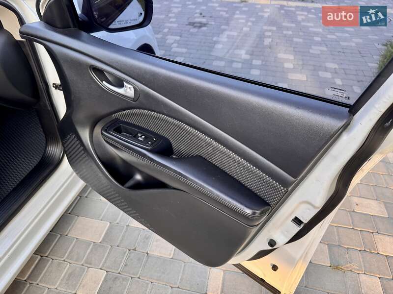 Седан Dodge Dart 2014 в Одессе