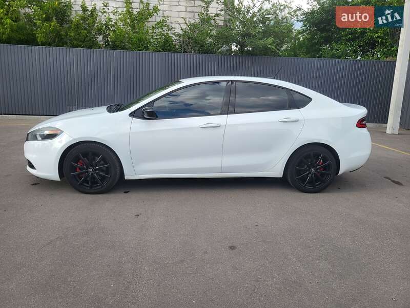 Седан Dodge Dart 2014 в Днепре