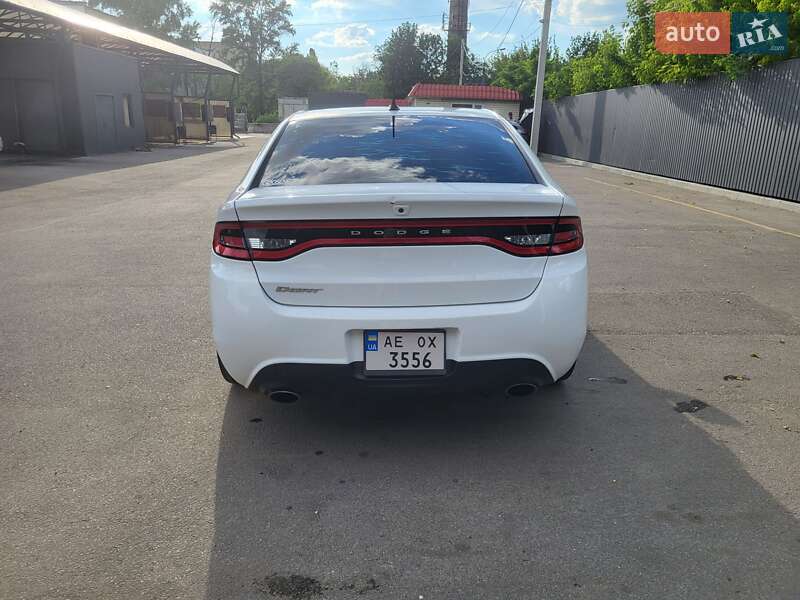 Седан Dodge Dart 2014 в Днепре