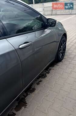 Седан Dodge Dart 2012 в 