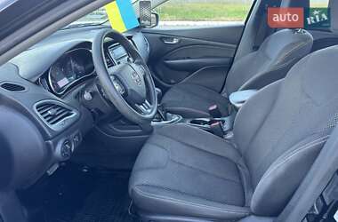 Седан Dodge Dart 2015 в 