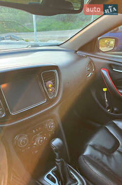 Седан Dodge Dart 2014 в 